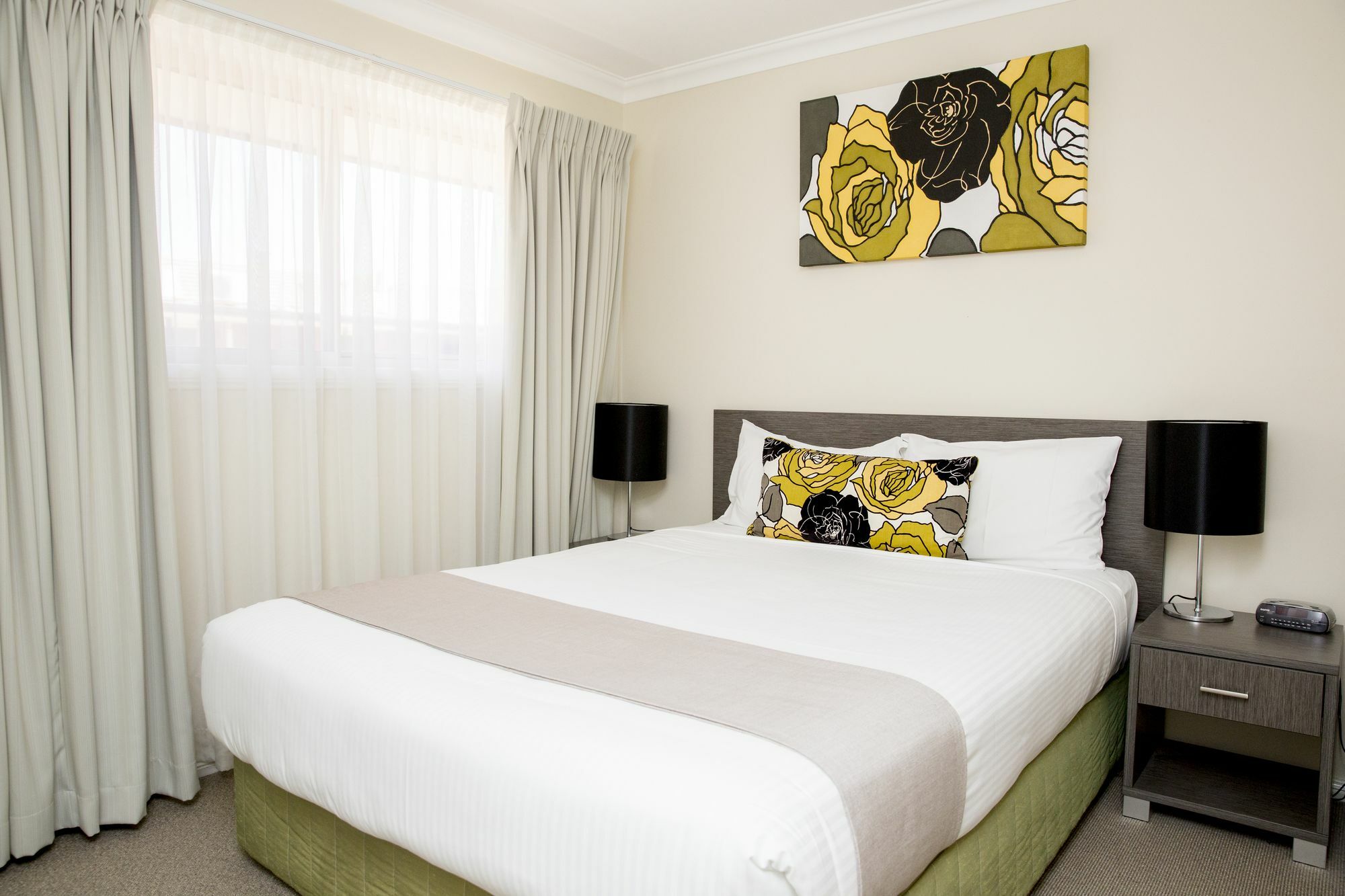 Charlotte Apartments Bathurst Bagian luar foto