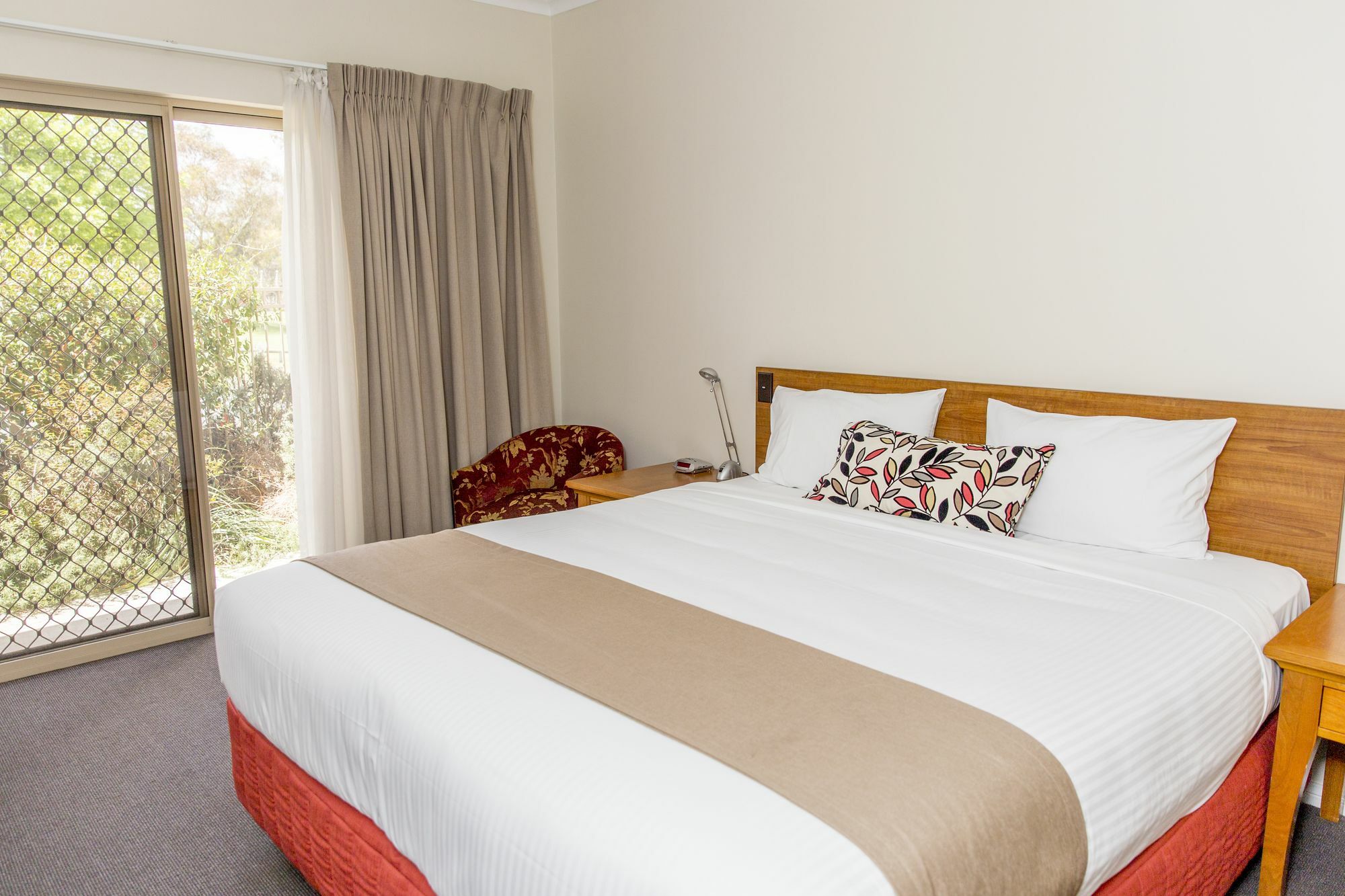 Charlotte Apartments Bathurst Bagian luar foto