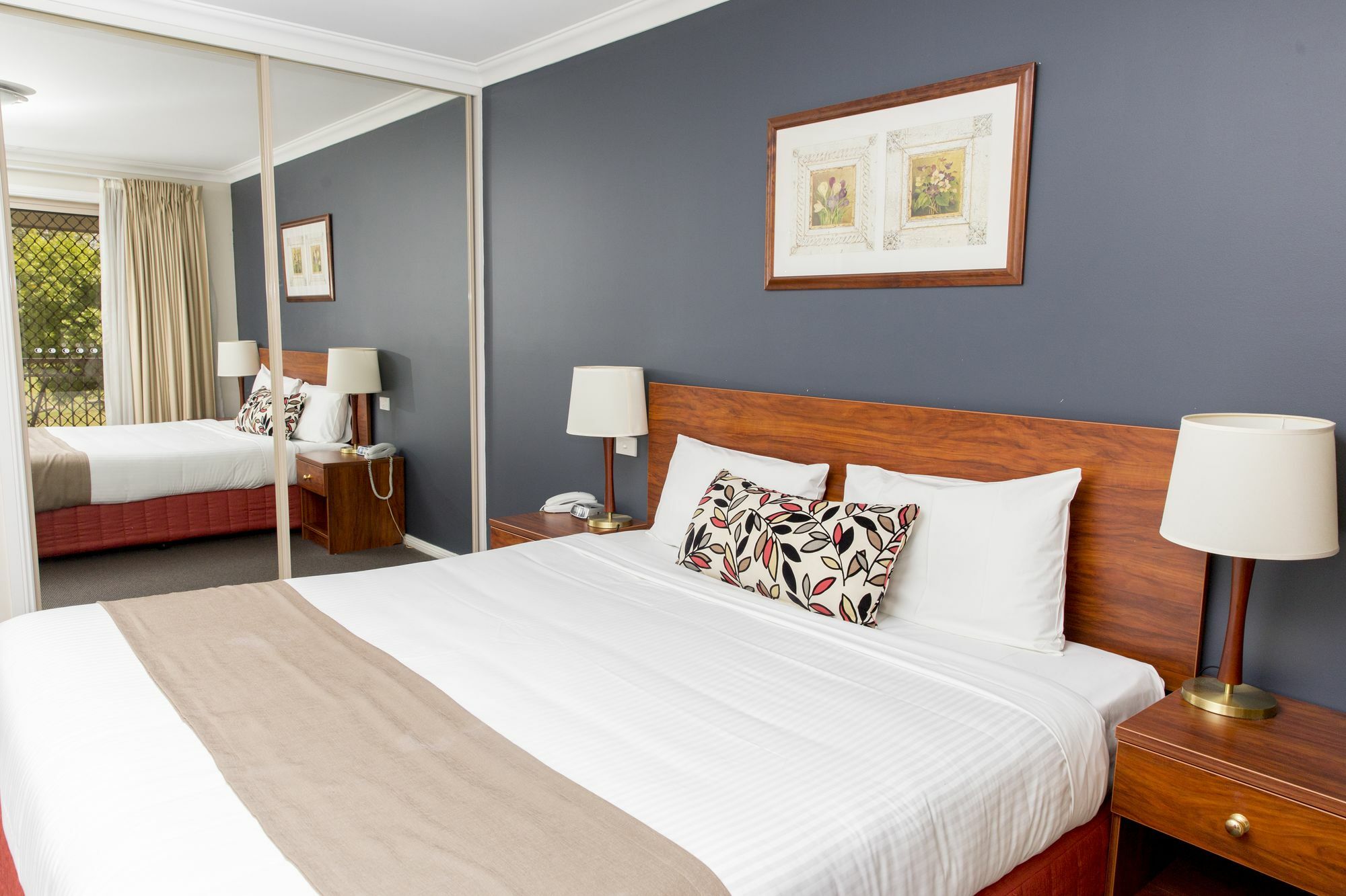 Charlotte Apartments Bathurst Bagian luar foto