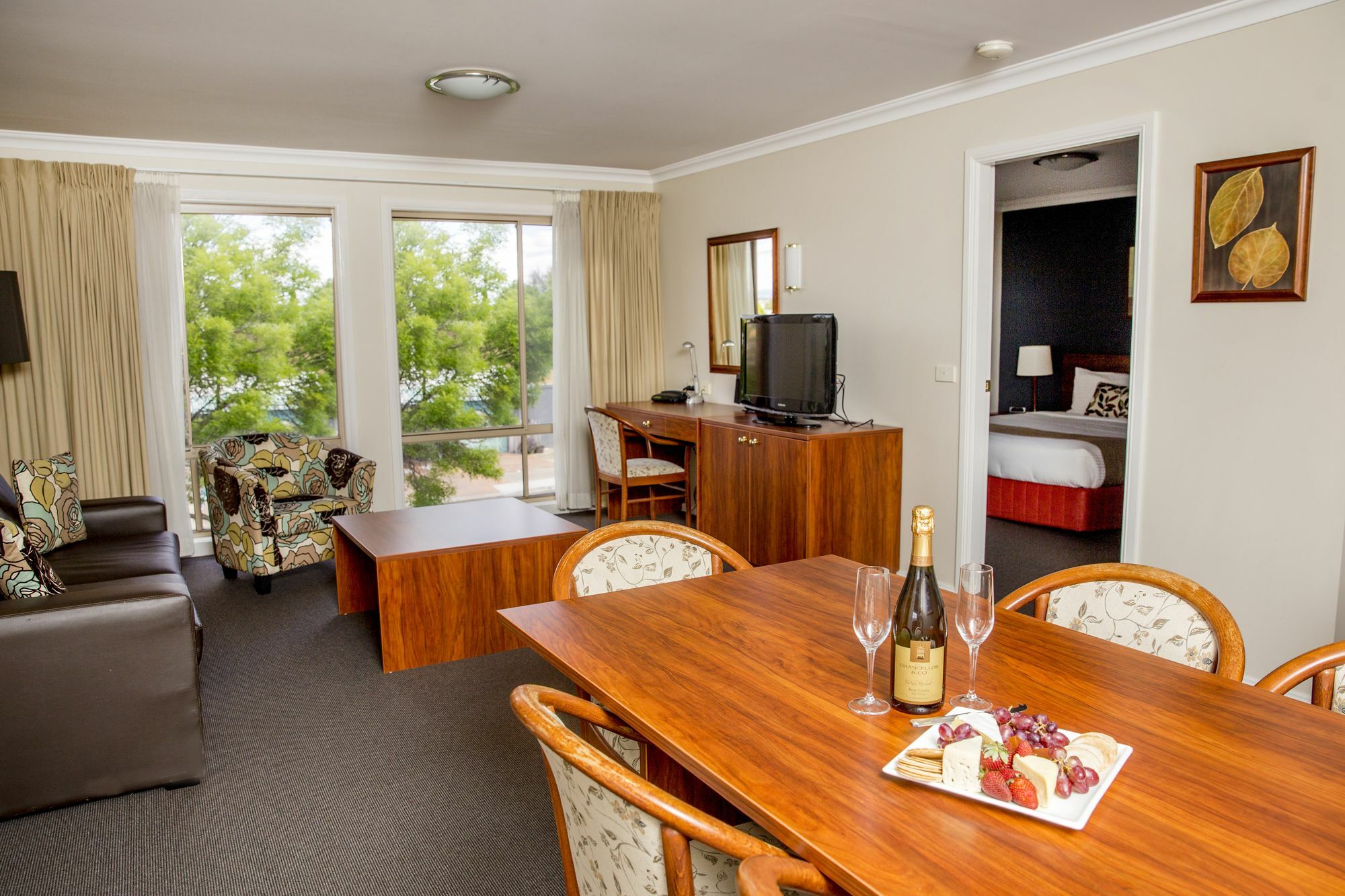 Charlotte Apartments Bathurst Bagian luar foto