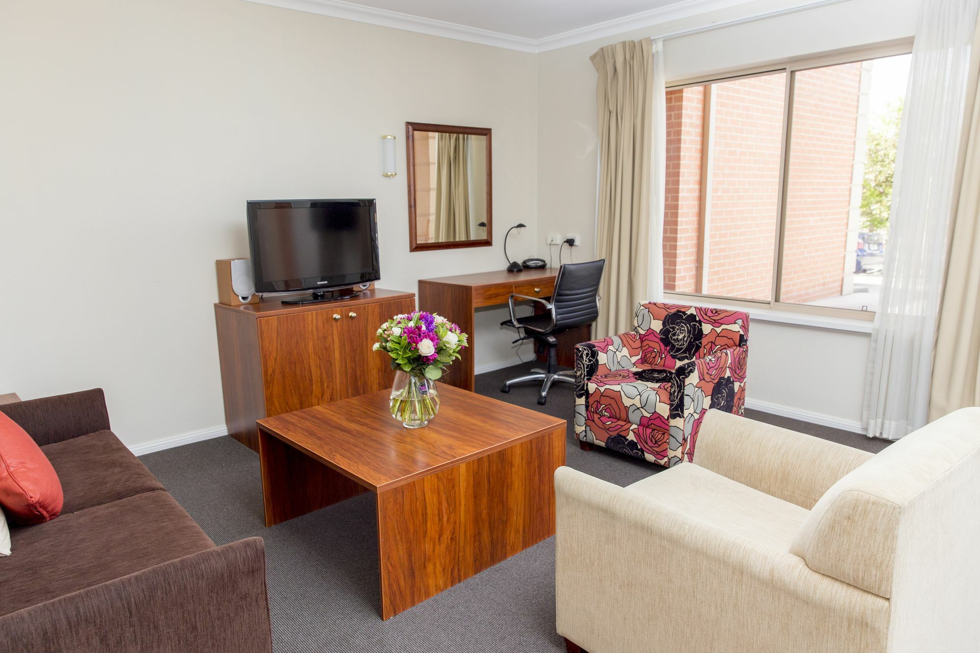 Charlotte Apartments Bathurst Bagian luar foto